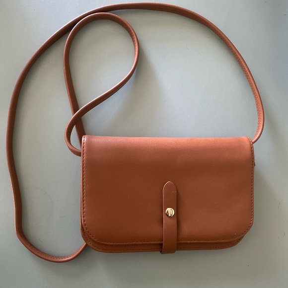 Forever21 brown 3-pocket purse. - Picture 2 of 3